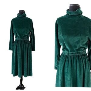 FADS VTG 90s PM USA Made Luxe Velvet Velour Forest Green Midi Dress Minimalist